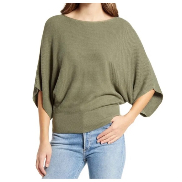 Tommy Bahama Tops - Tommy Bahama green Bonita Dolman Sleeve Pullover / EUC